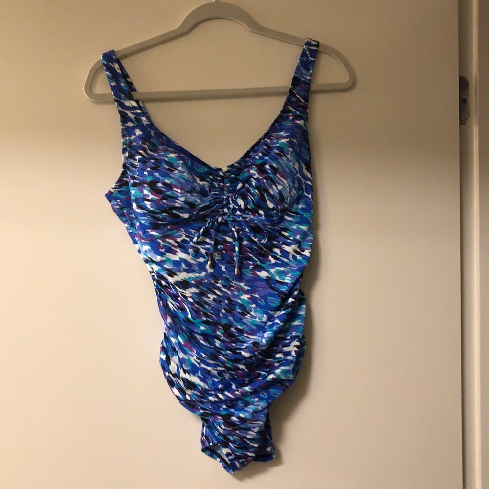 Bathing suit